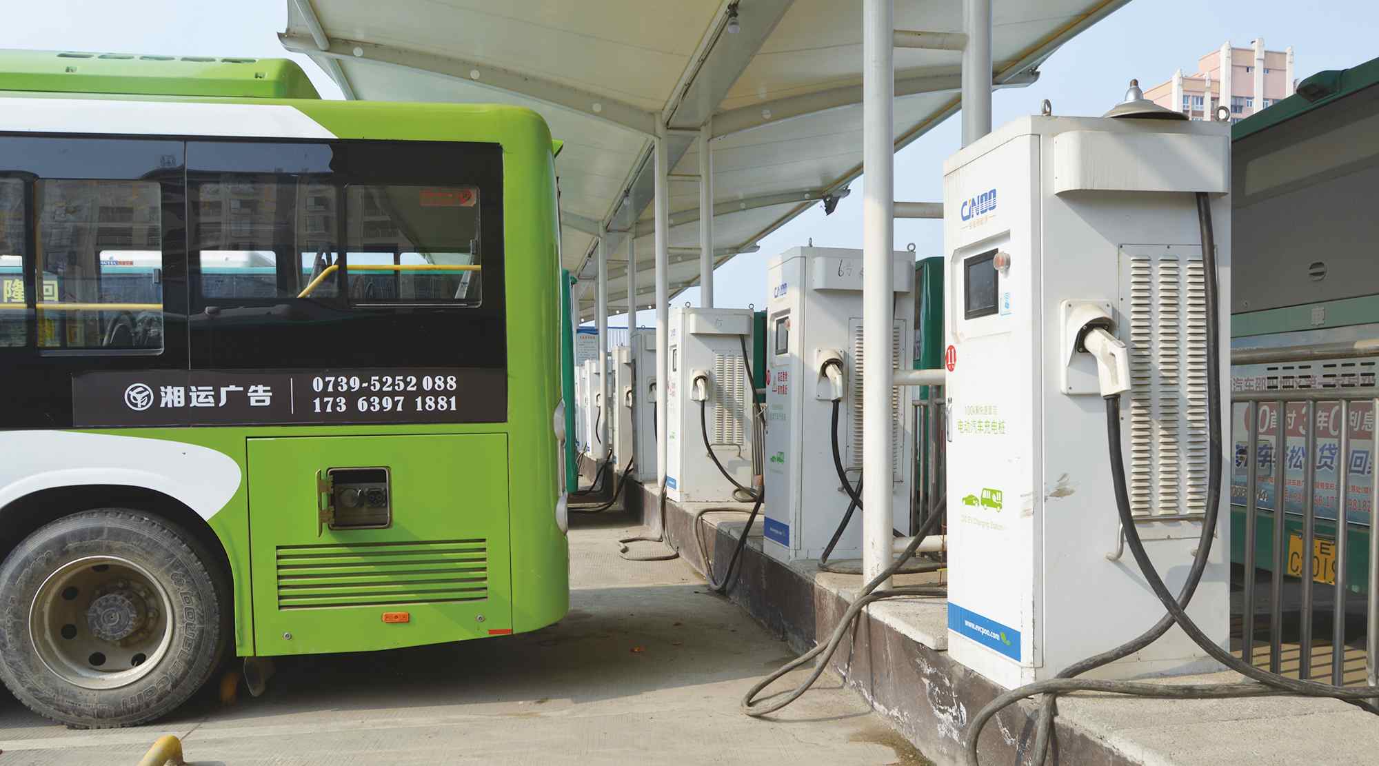 上海新能源汽车与充电桩已实现1.36：1